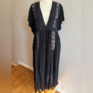 Torrid Black Embroidered Lace Kimono - Torrid Size 3 (22-24, 3X)